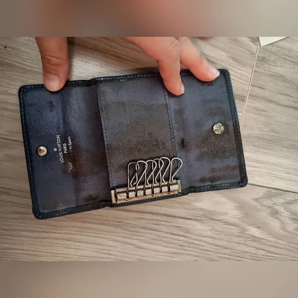 Louis Vuitton Blue Epi Key Case Holder